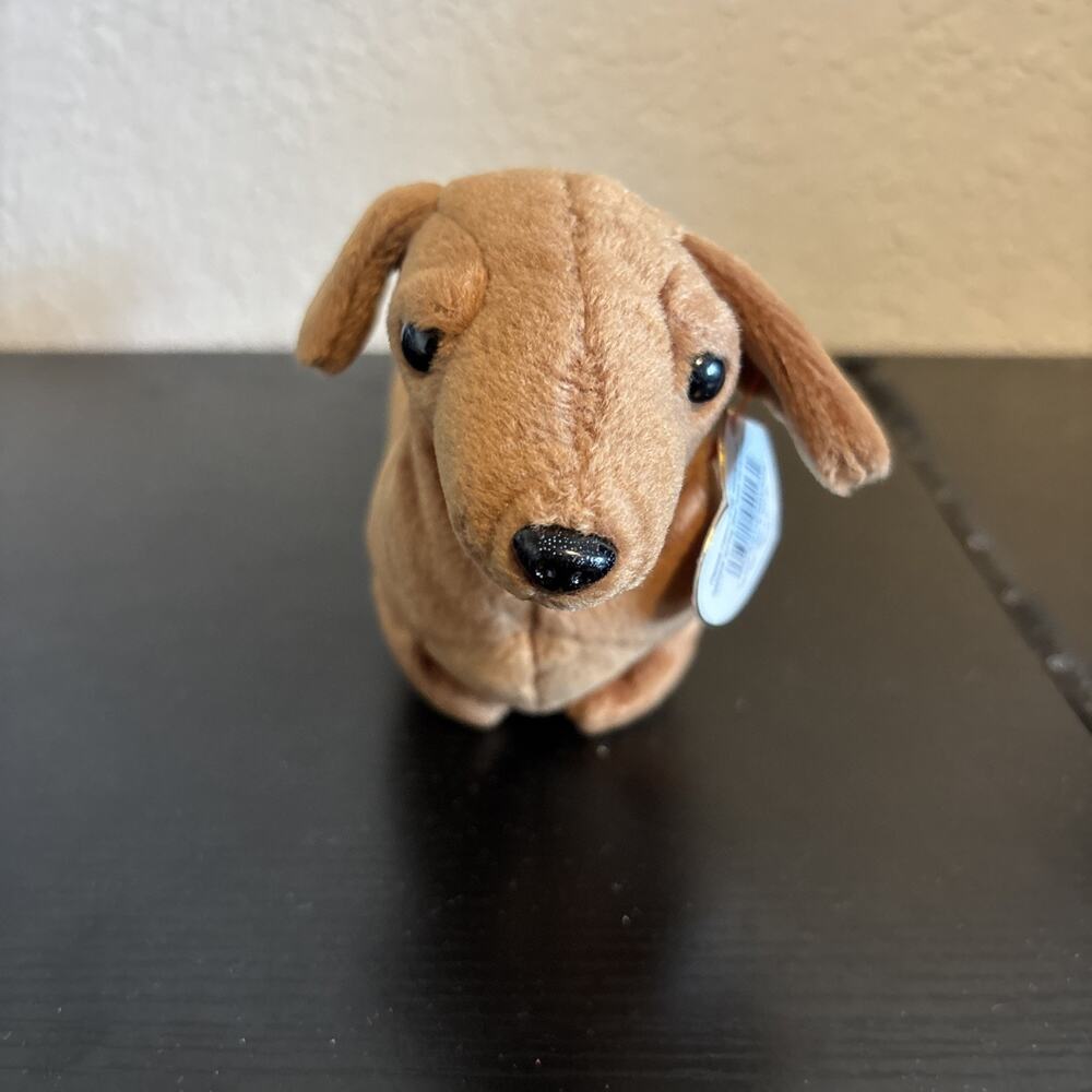 Ty Beanie Babies “Weenie” The Dachshund Dog Toy - DOB July 20, 1995